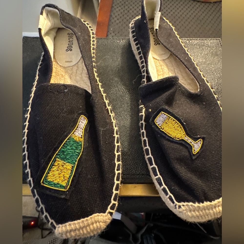Cheers Platform Smoking Slipper Size 7 Never Worn